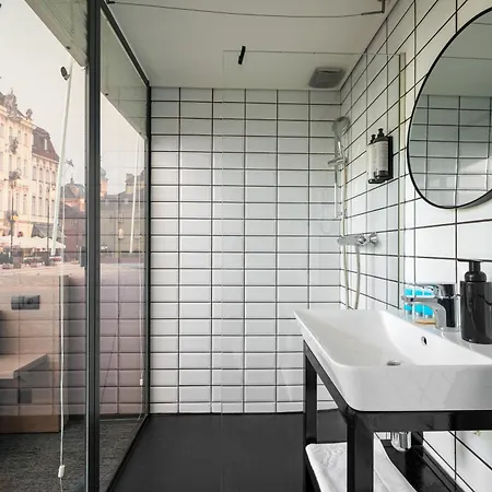 Art With Mezzanine By Bookinghost Apartamento