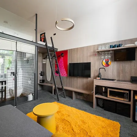 Apartamento Art With Mezzanine By Bookinghost