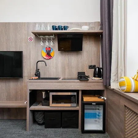 Art With Mezzanine By Bookinghost Apartamento
